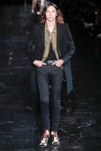 Look 2